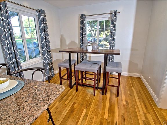 5th image of 3961 Ladoga Ave
