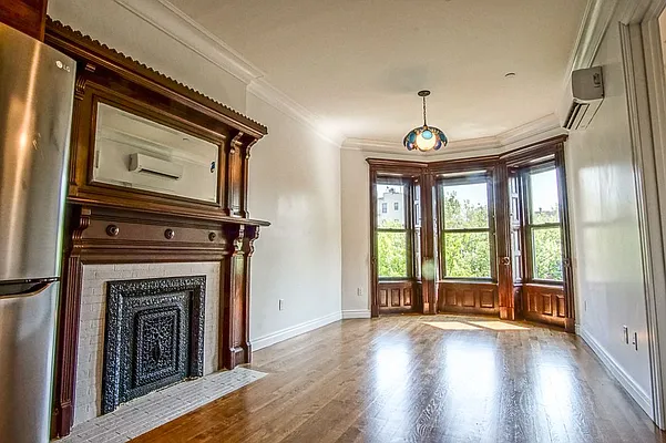 Rented by Lofts and Flats LLC | media 11