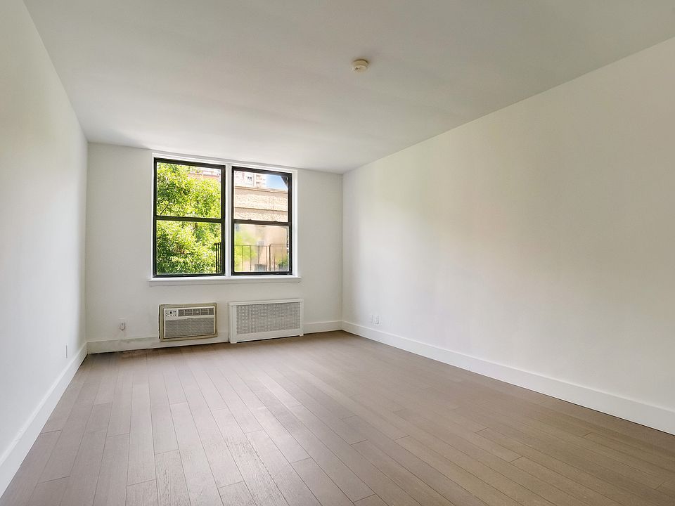 1st image of 330 E 85th St APT 3c