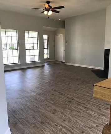 2nd image of 40 Dolores Dr