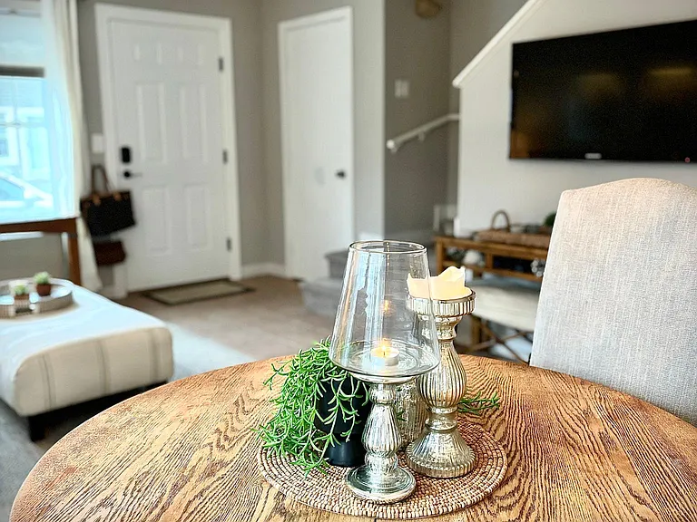 16 Mussey St #301 — Photo 3