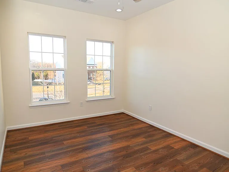 7001 Chaptico Ct — Photo 93