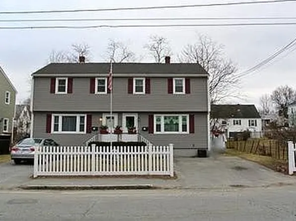 33 Christman Ave, Lowell, MA 01852