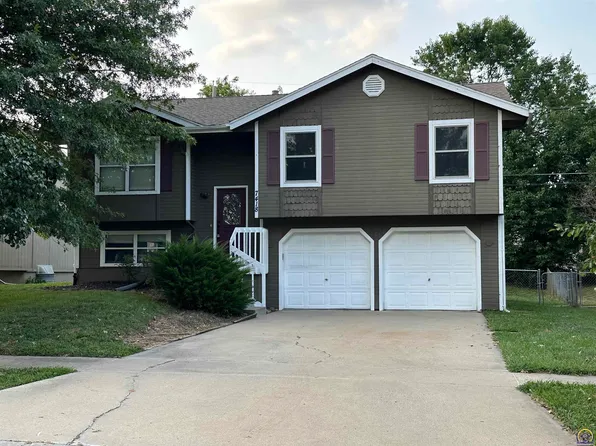 7418 SW 25th St, Topeka, KS 66614