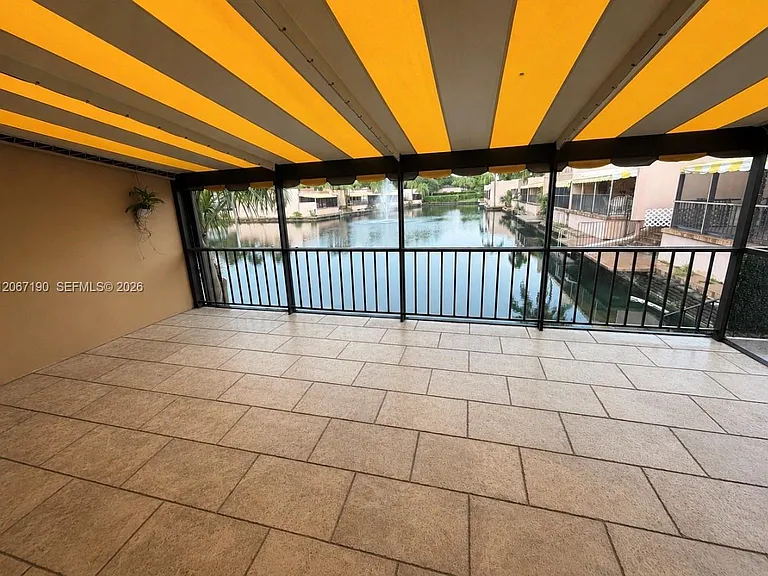 16022 Kilmarnock Dr #16022 — Photo 27