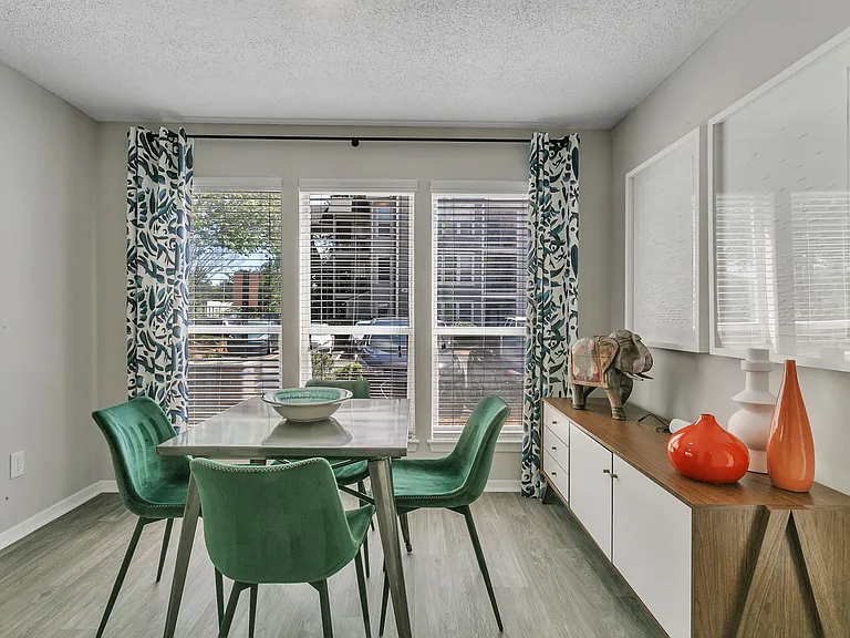 The Clarion Apartments — Photo 23