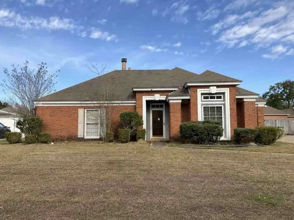 2205 Old Creek Rd, Montgomery, AL 36117