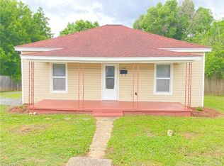 1122 Front St, Eden, NC 27288