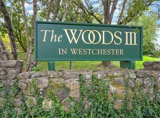 111 Hemlock Cir, Peekskill, NY 10566