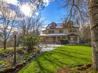 24801 SW Brentwood Dr, West Linn, OR 97068