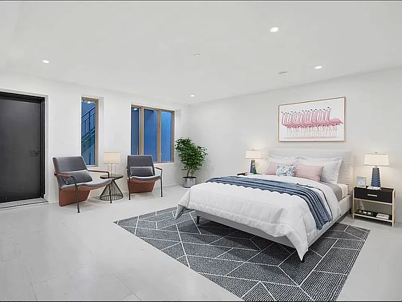 5th image of 1211 Putnam Ave