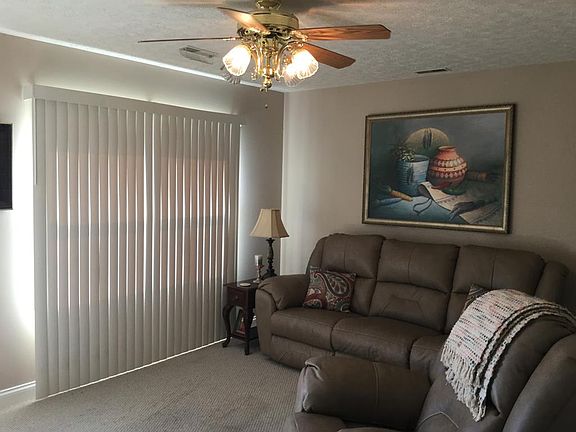 2nd image of 1512 Parkview Dr