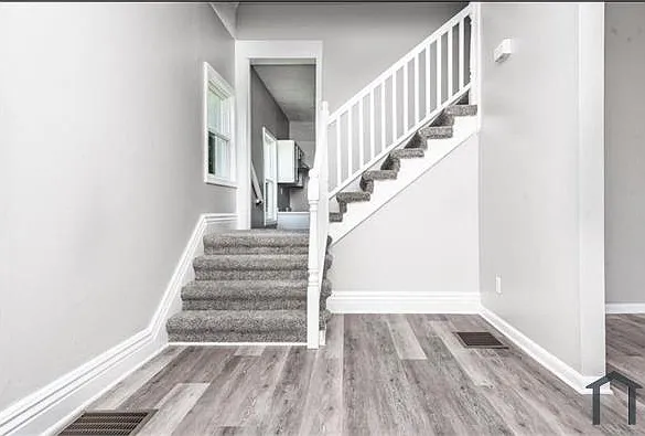 819 S 23rd St — Photo 3