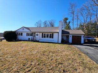 6934 Pipers Gap Rd, Galax, VA 24333