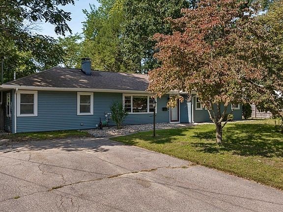 2nd image of 164 Boden Ln