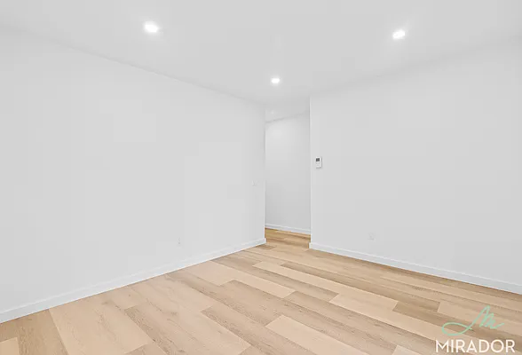 Rented by Mirador Real Estate | media 3