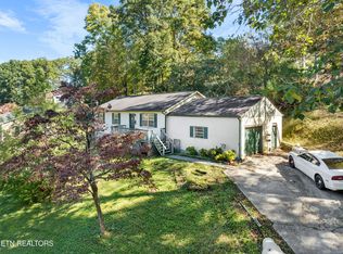 151 McDeerman Rd, Jacksboro, TN 37757