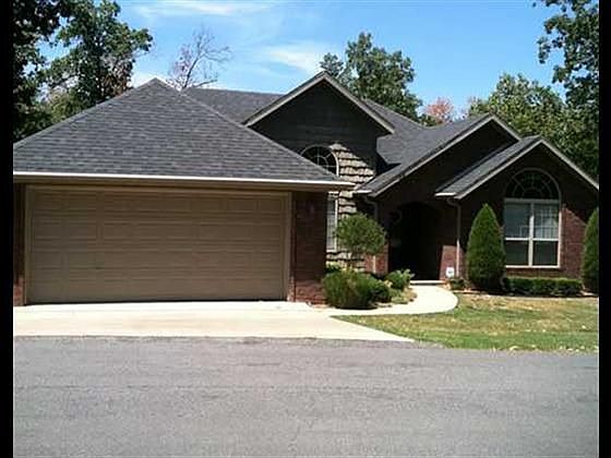 1st image of 35 Bedford Ln