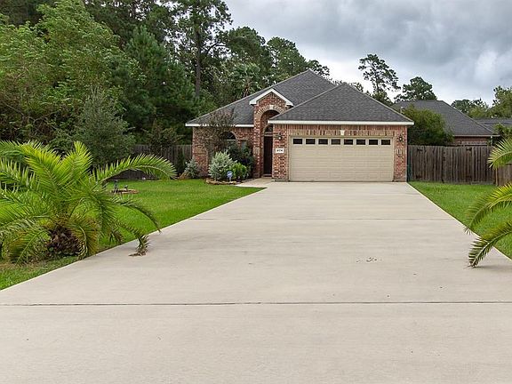2nd image of 10736 Twin Oak Dr