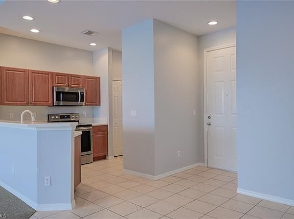 5th image of 4248 Liron Ave APT 203