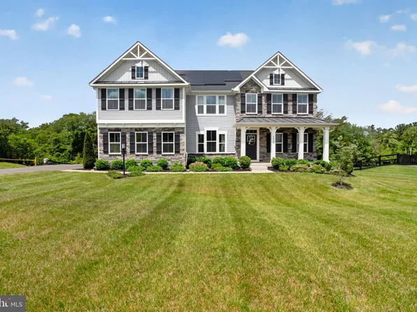 7979 International Dr, Warrenton, VA 20187