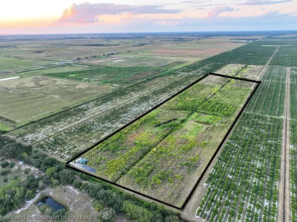 3256 Auburn St, Lorida, FL 33857