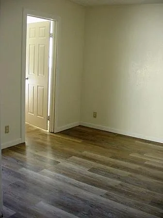 To master bath