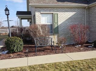 2013 Atwell Dr, Oakdale, PA 15071