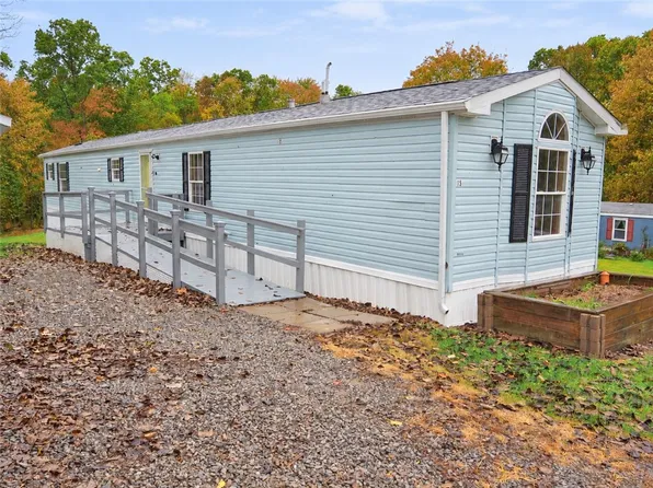 15 Lou Lin Mar Ln, West Sunbury, PA 16061
