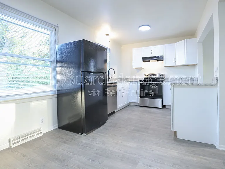 5918 Camden Ave #5918 — Photo 6