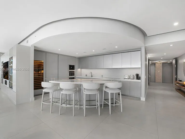 18975 Collins Ave #3000 — Photo 7