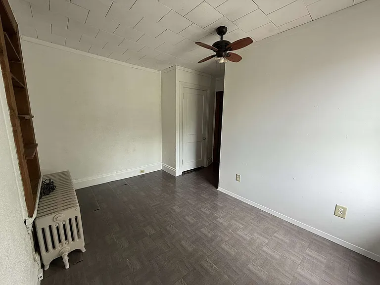 1507 Moore St — Photo 13