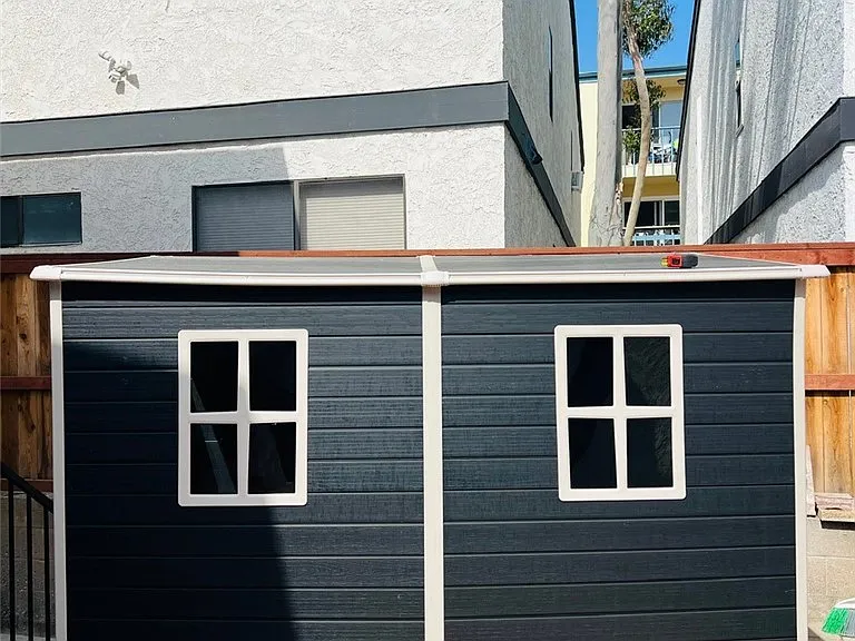 124 Lyndon St — Photo 17