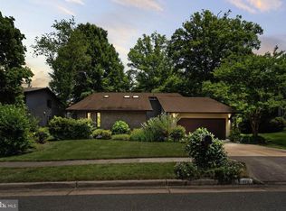 9007 Fort Craig Dr, Burke, VA 22015