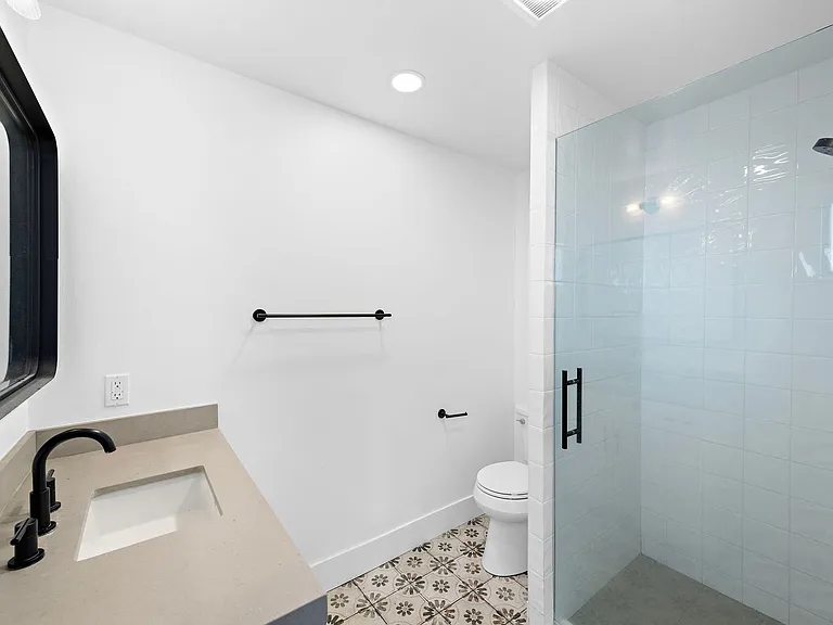 219 Avenida Santa Barbara — Photo 11
