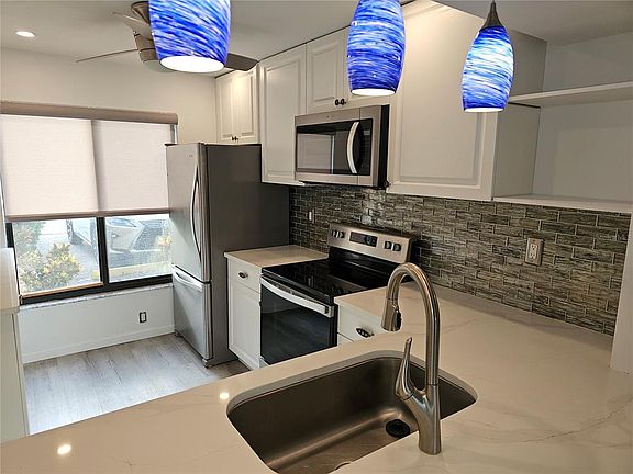 4th image of 6343 PALMA DEL MAR BOULEVARD S #126