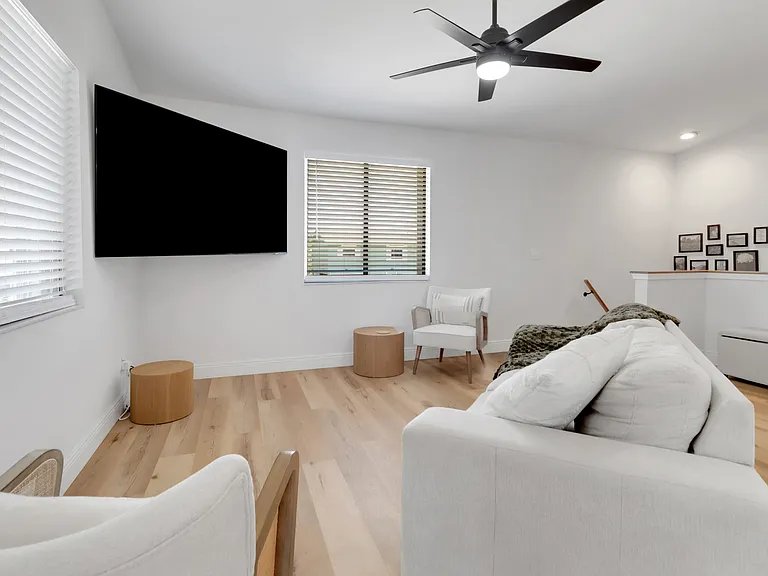 8173 Albatross Rd — Photo 4