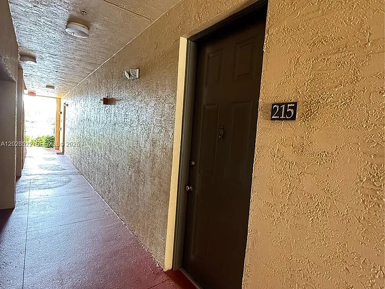 4704 SW 160th Ave #215 — Photo 5