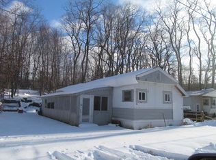 16 Lower Landing Park, Charlestown, NH 03603