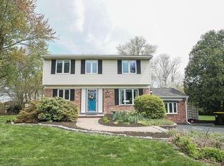 1597 Sylvan Dr, Blue Bell, PA 19422