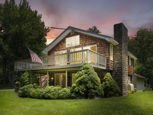 23 Burke Road, Naples, ME 04055