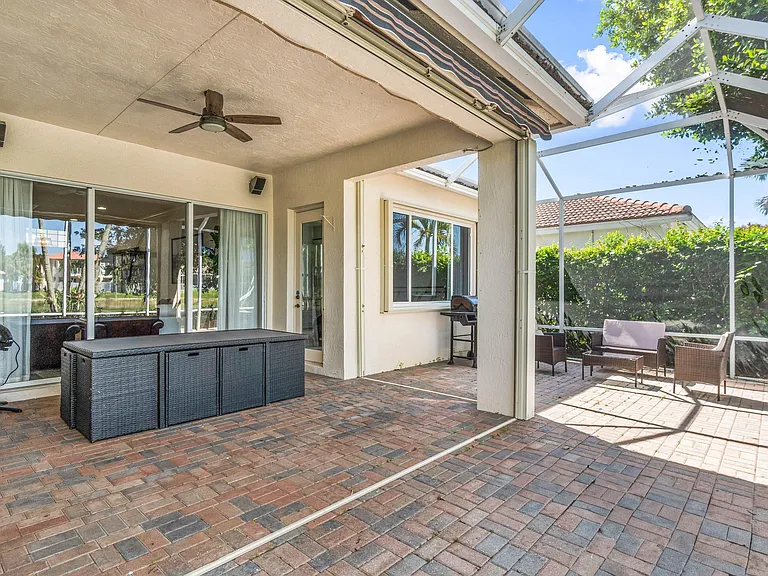 4621 Windward Cove Ln — Photo 51