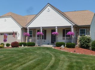 4824 Pine Tree Crk, Racine, WI 53402