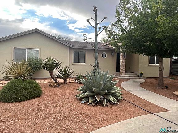 2nd image of 108 E Permian Dr
