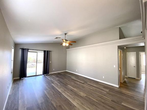 3rd image of 2156 N Santiana Pl