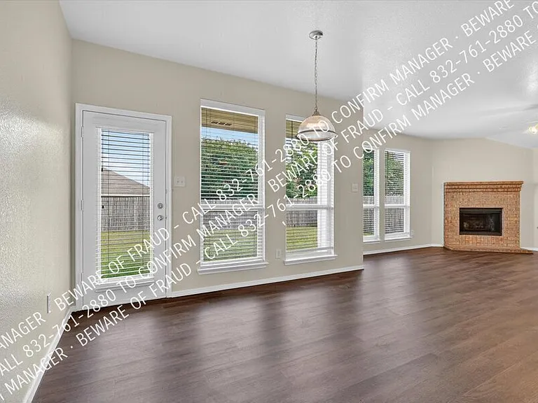 2816 Blue Heron Dr — Photo 14