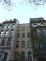 43 East 67th Street in Lenox Hill