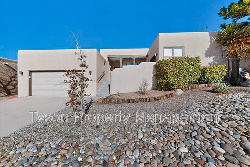 1st image of 13413 Summit Hills Pl NE