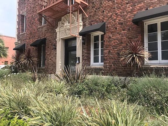 2nd image of 306 S El Molino Ave APT 303