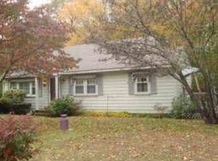 375 Pleasant St, Bridgewater, MA 02324